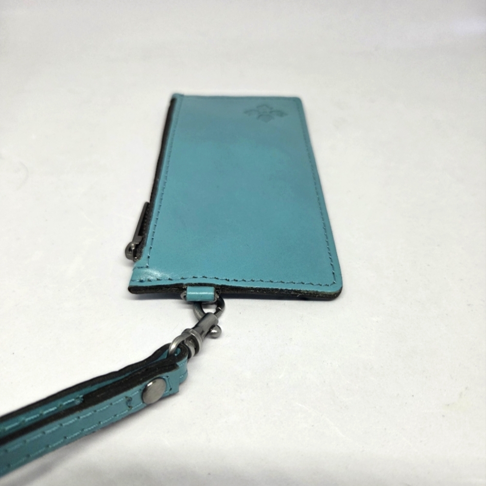 Patricia Nash 100% Blue Teal Leather Small RFID Card/Coin Wristlet ~ NWOT - Picture 2 of 10